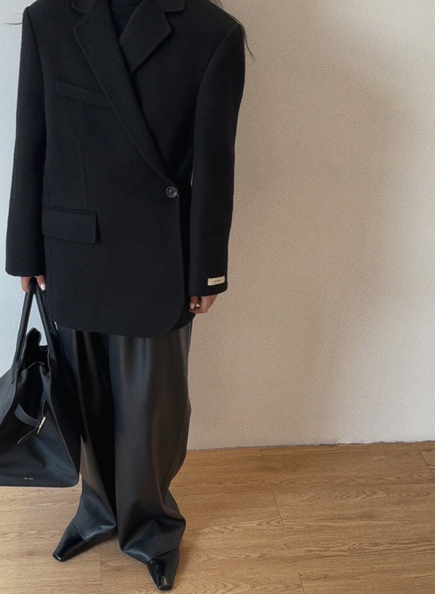 Lana Black Wool Blazer
