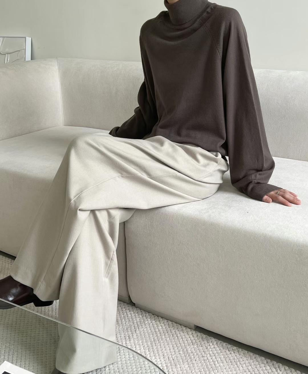 Chloe Turtle Neck Brown