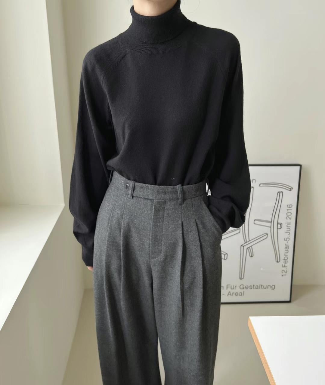 Chloe Turtle Neck Black