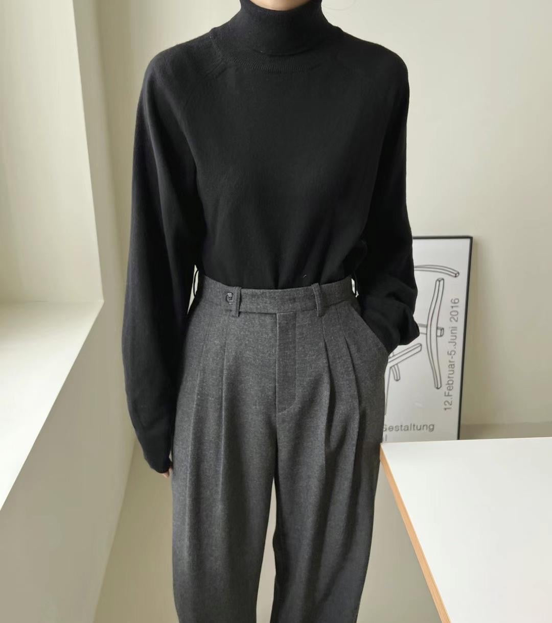Chloe Turtle Neck Black