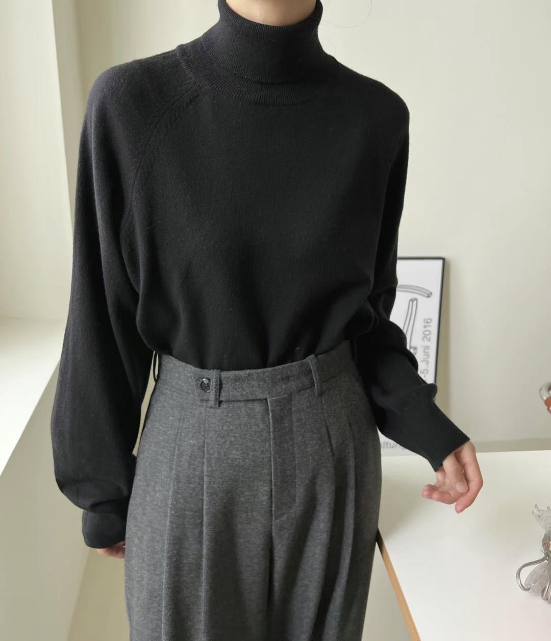 Chloe Turtle Neck Black