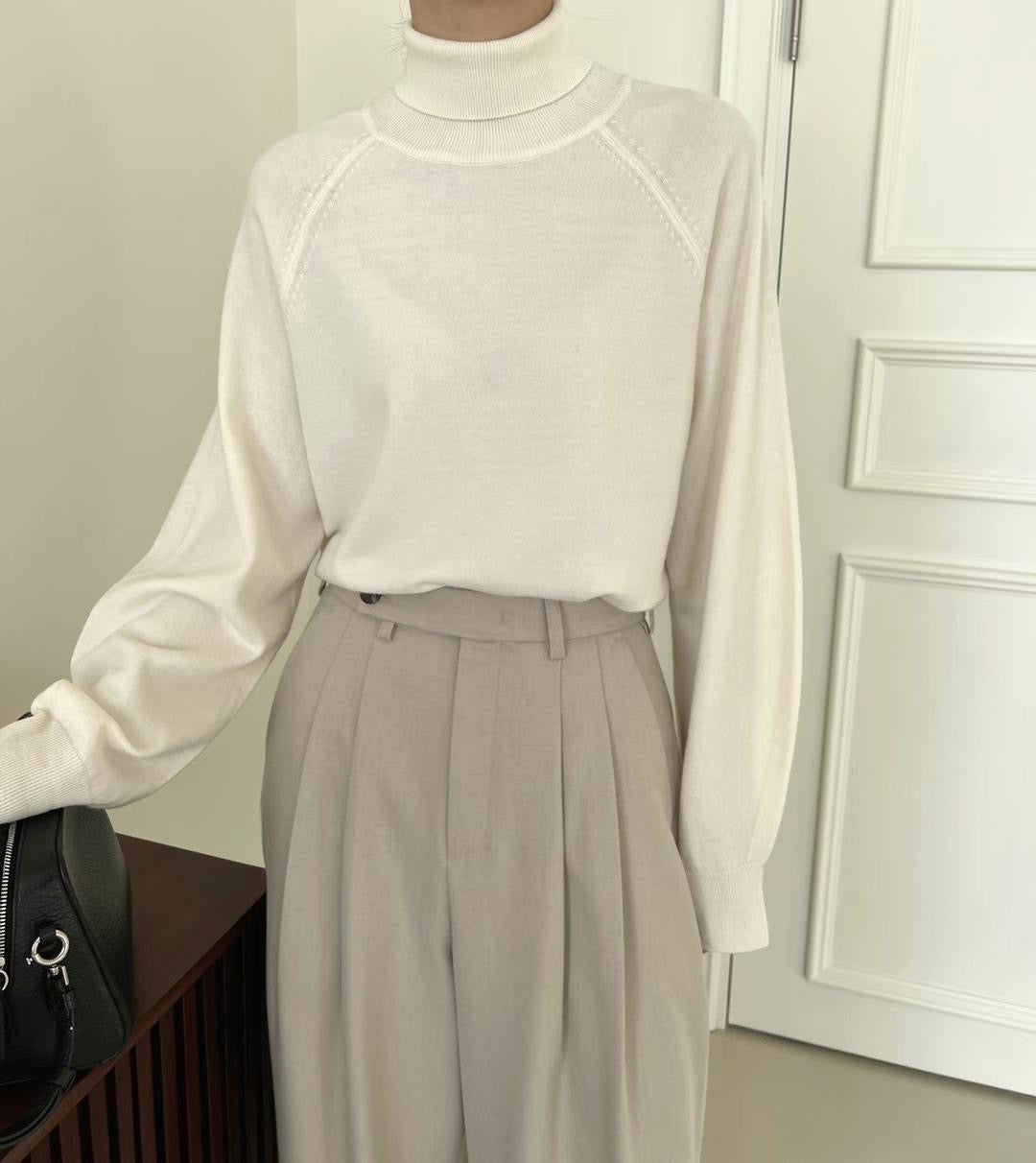 Chloe Turtle Neck Cream
